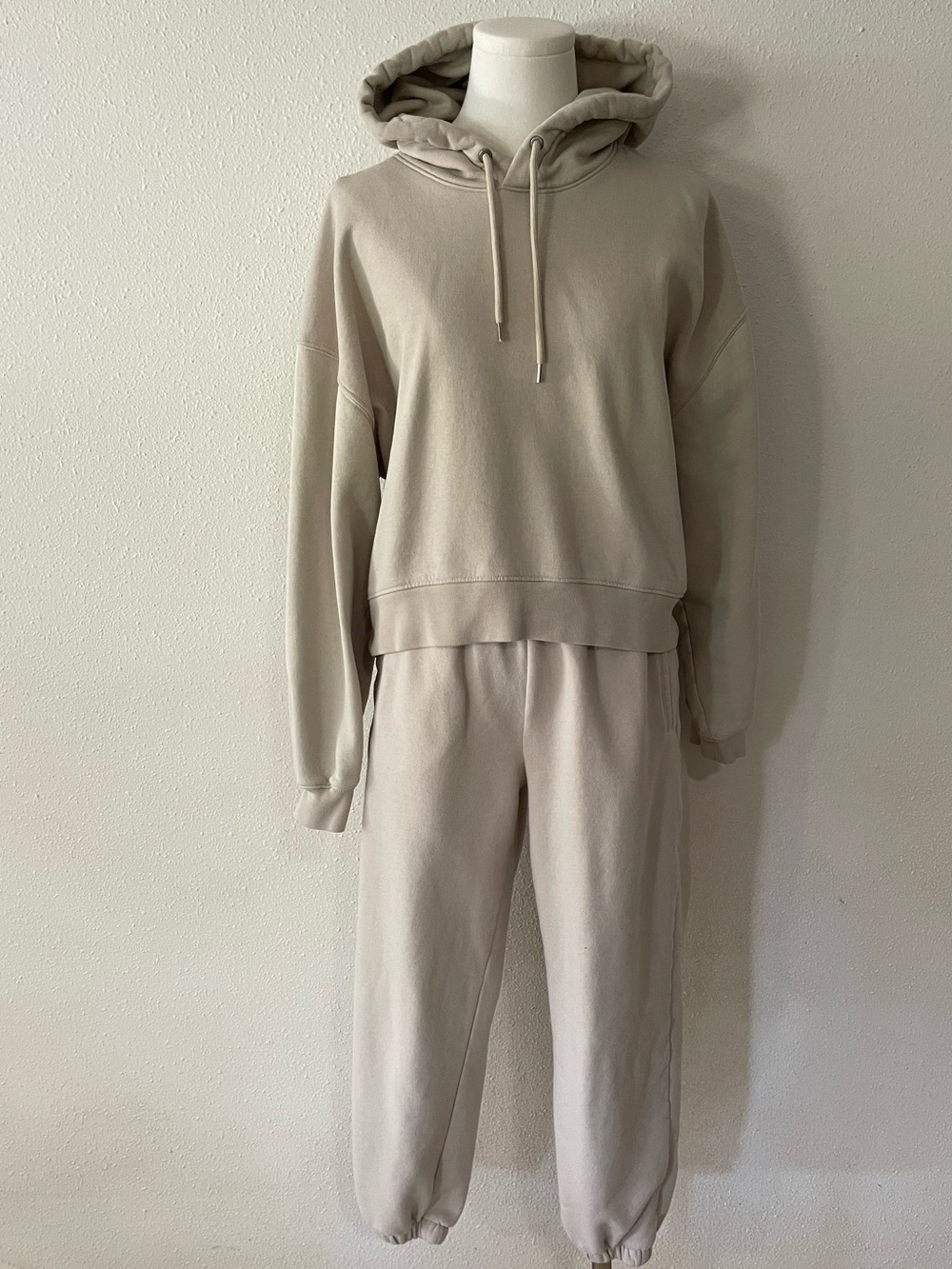 Gap Women’s High Rise Vintage Soft Boyfriend Joggers and Matching Hoodie